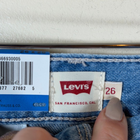 Levi's Stay Cool Performance Loose Cargo Jeans Women 26 Hemp Blend Wicking UPF - Picture 3 of 11